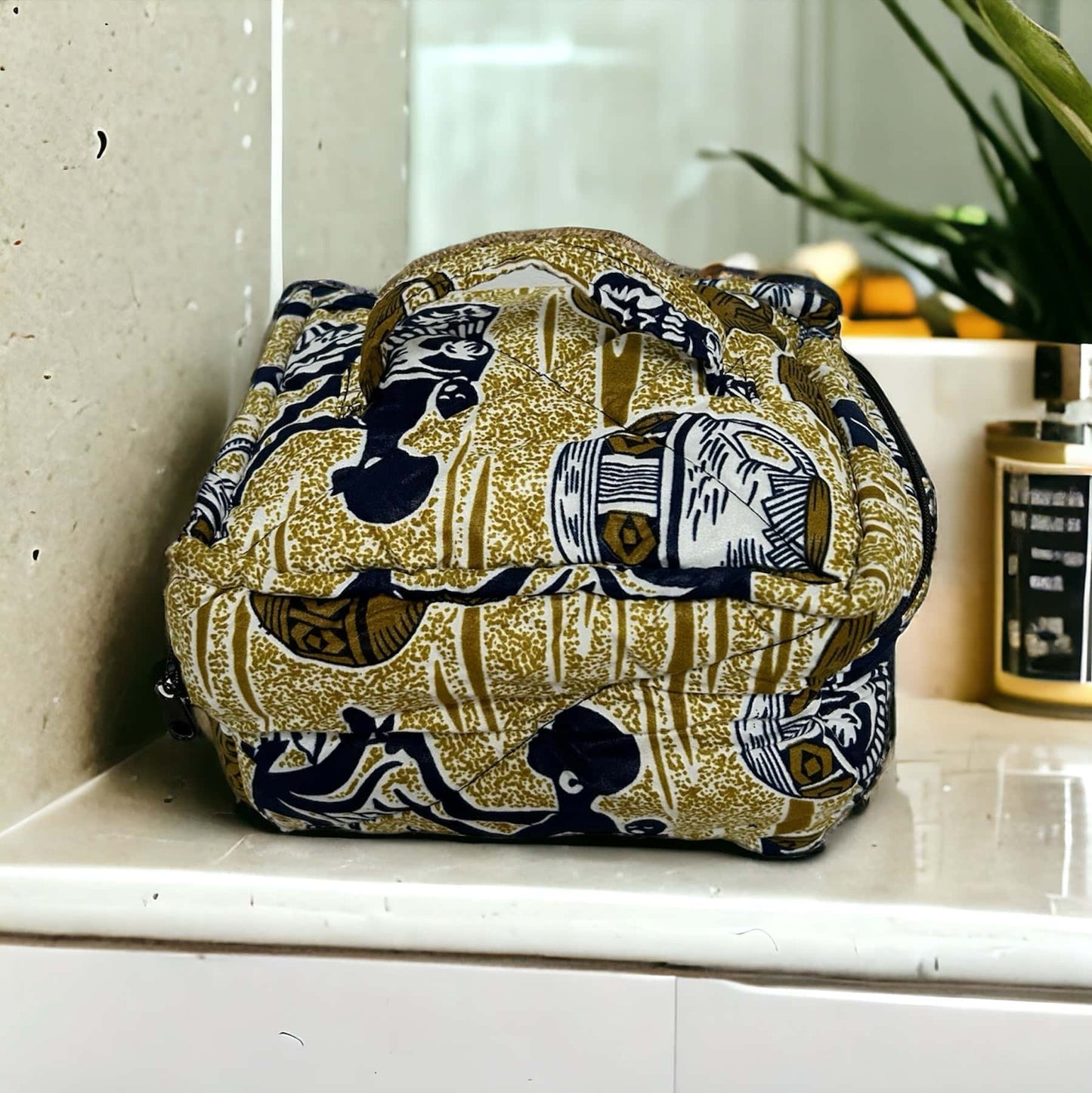 ETHNEEK VANITY BAG (SMALL PLUS)