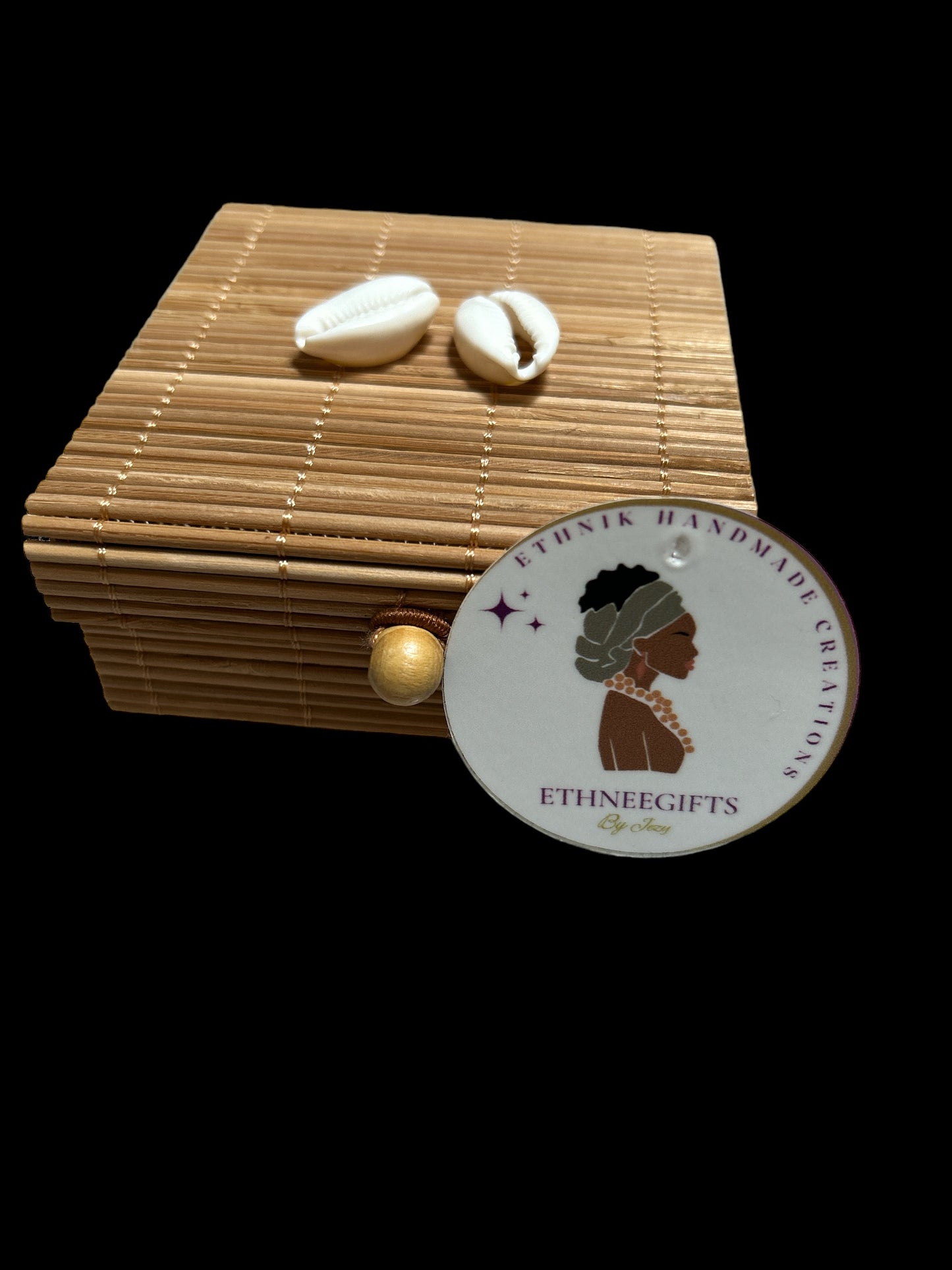 ETHNEEGIFTS - ETHNEEK BOX Cowrie