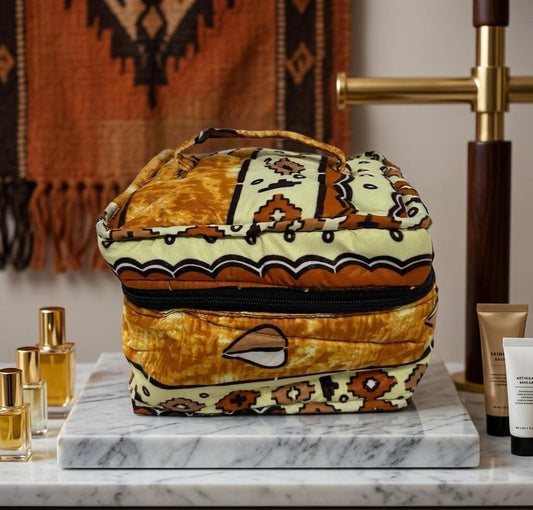 THE ESSENCE CAPSULE