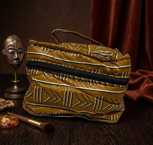 THE ESSENCE CAPSULE