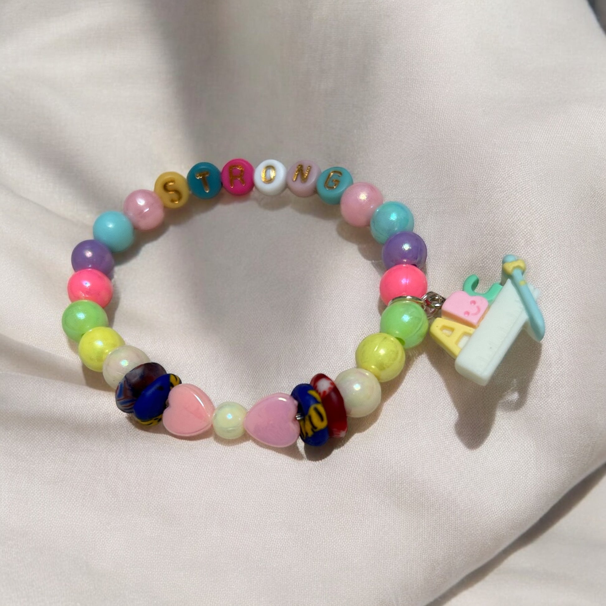 ETHNEEGIFTS - BRACELET KIDS Rainbow Krobo Flat Stones STRONG ALPHABET