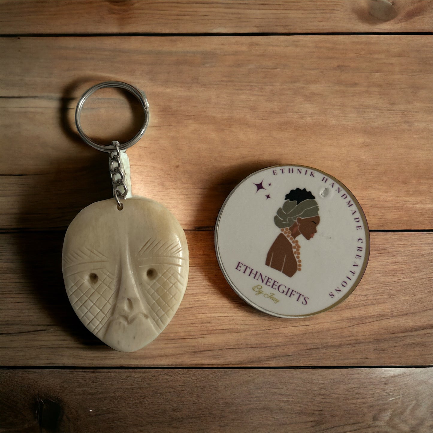 ETHNEEGIFTS - KEYRING " THE MASK "