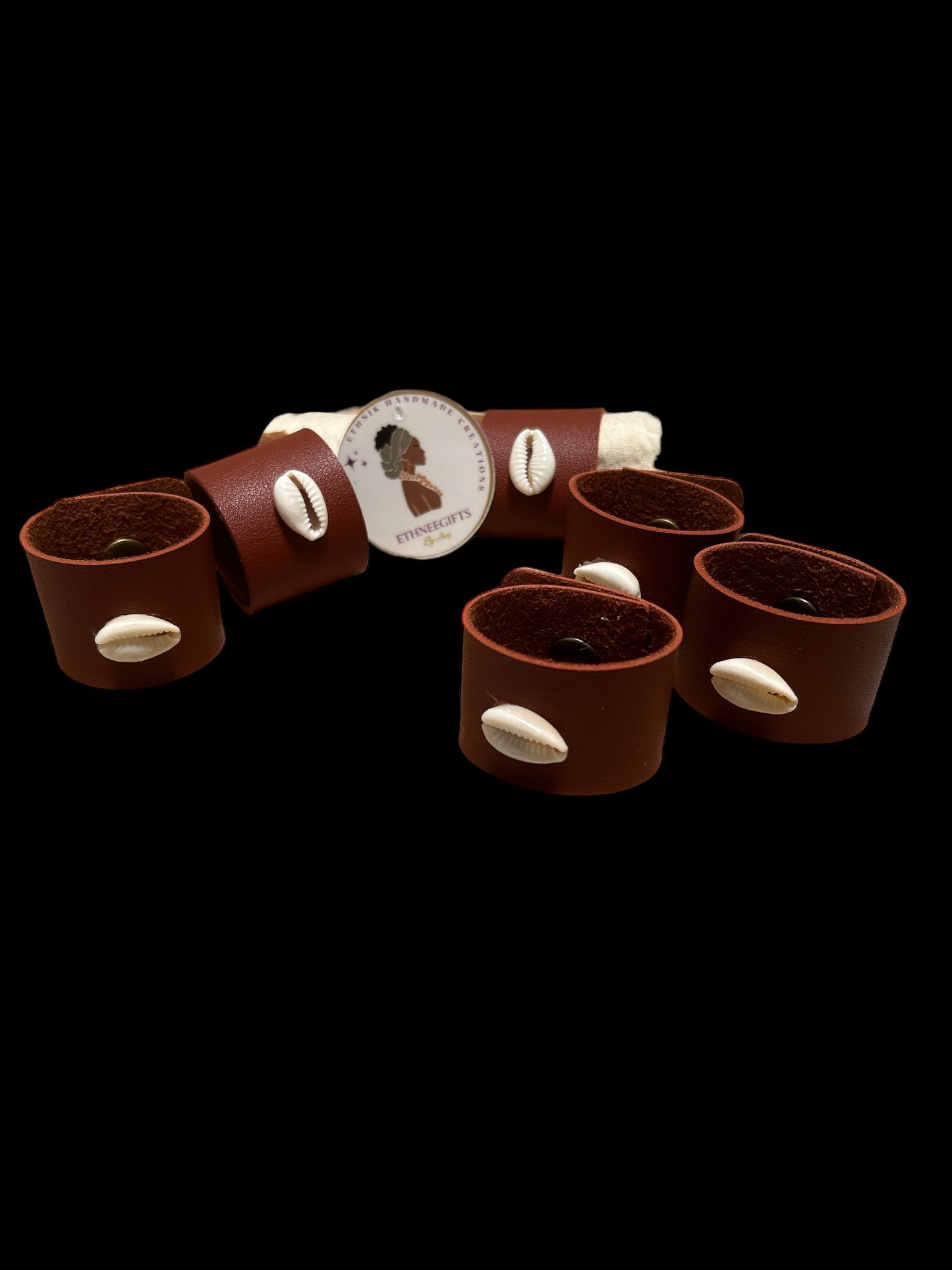 ETHNEEGIFTS - NAPKINS RINGS LEATHER & COWRIE (3 Set of 2) 6