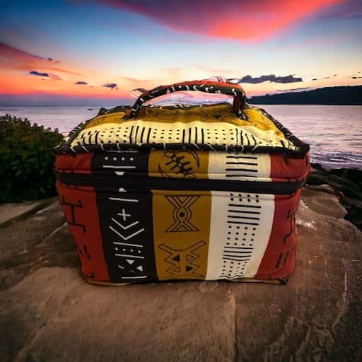 ETHNEEK VANITY BAG (MEDIUM)