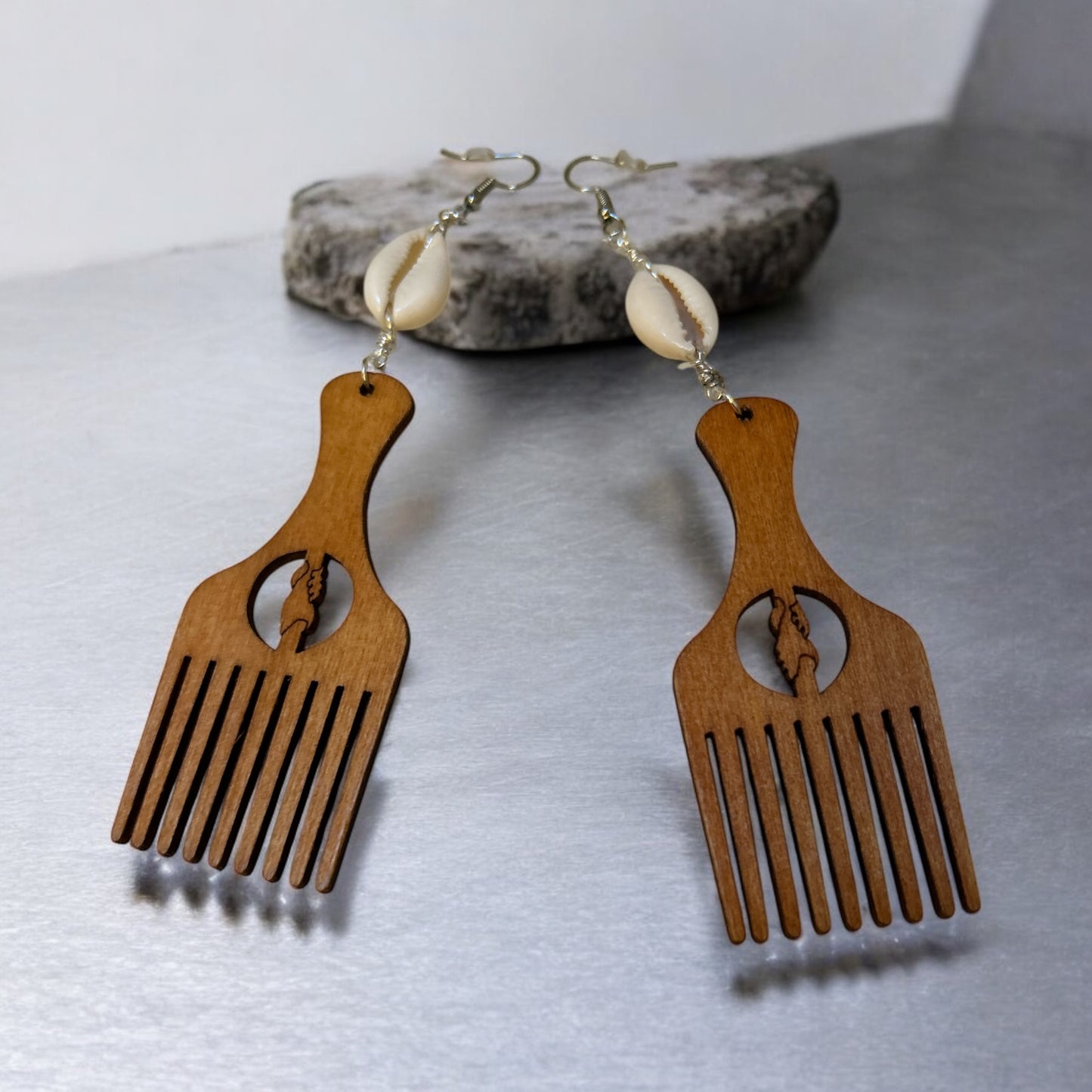 Earrings SANAA Comb with cowries